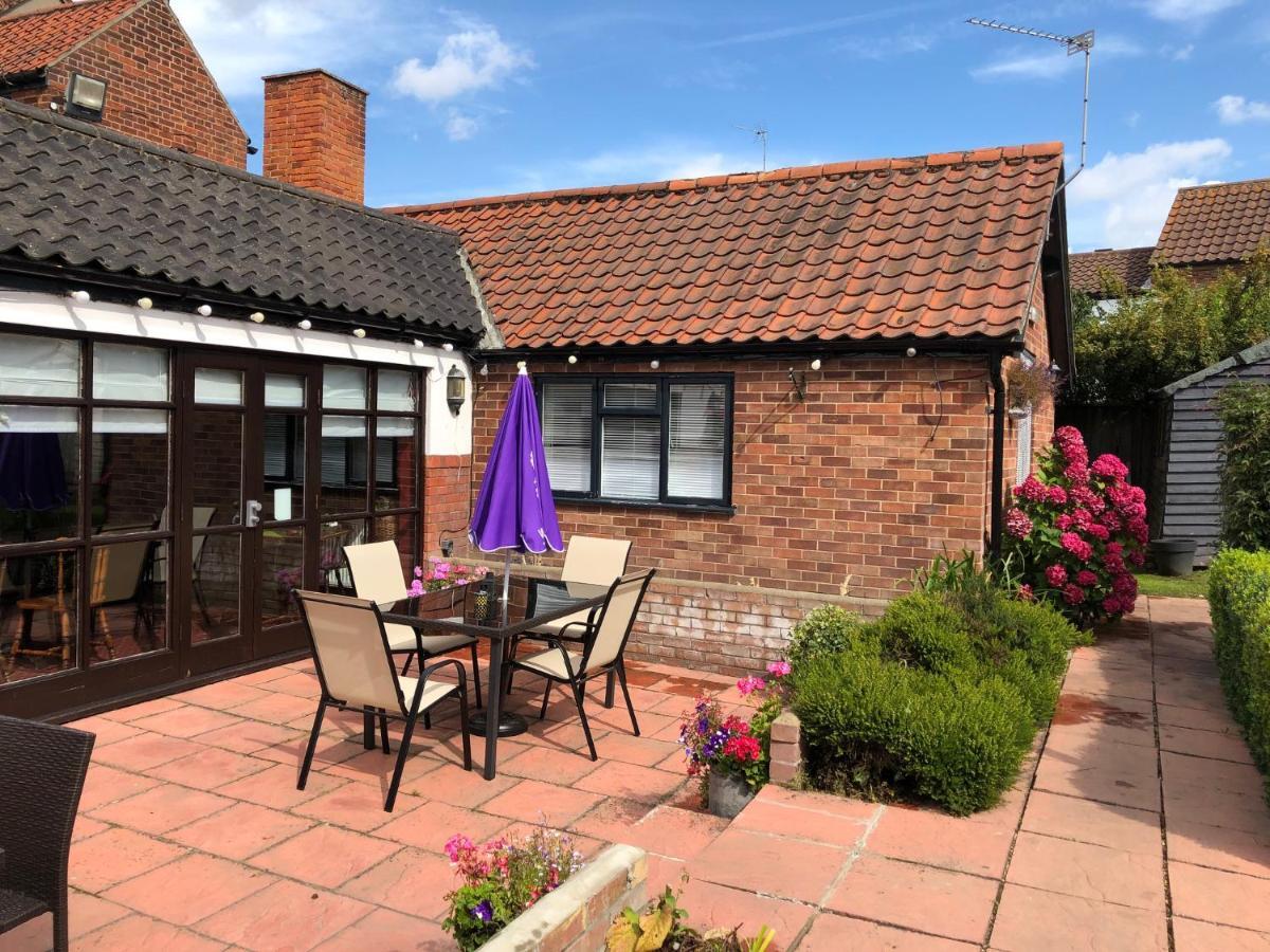 The Harnser Stalham Exterior photo